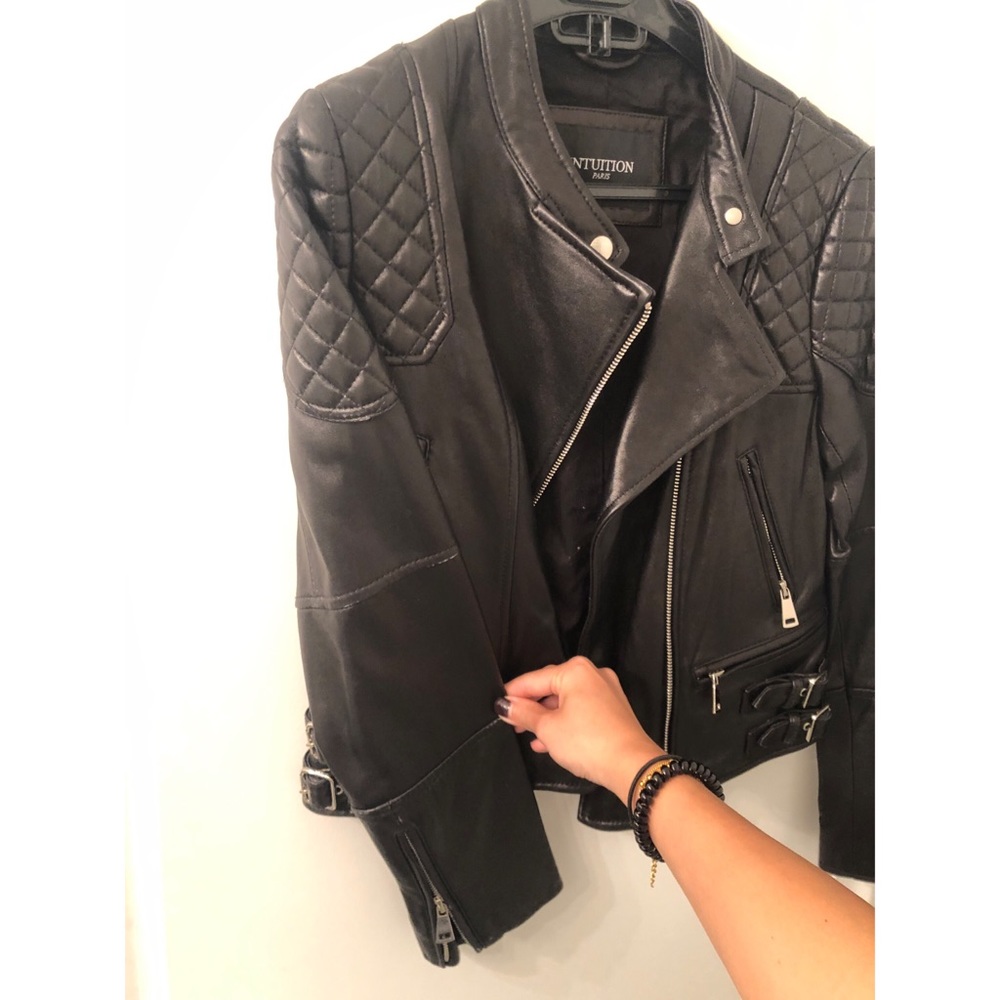 Black leather jacket - Picture 2 of 9